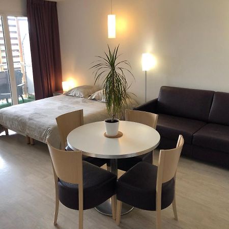 Appart Lourdes 100 M Gare - 4 Places Avec Balcon 10Mn Sanctuaire Esterno foto