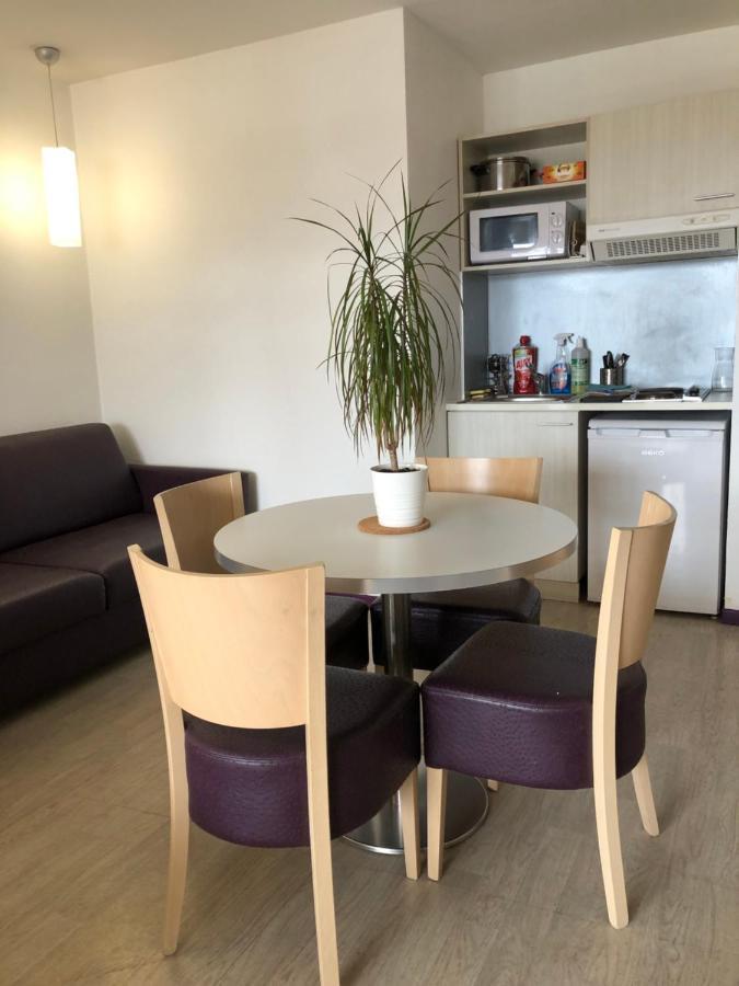 Appart Lourdes 100 M Gare - 4 Places Avec Balcon 10Mn Sanctuaire Esterno foto